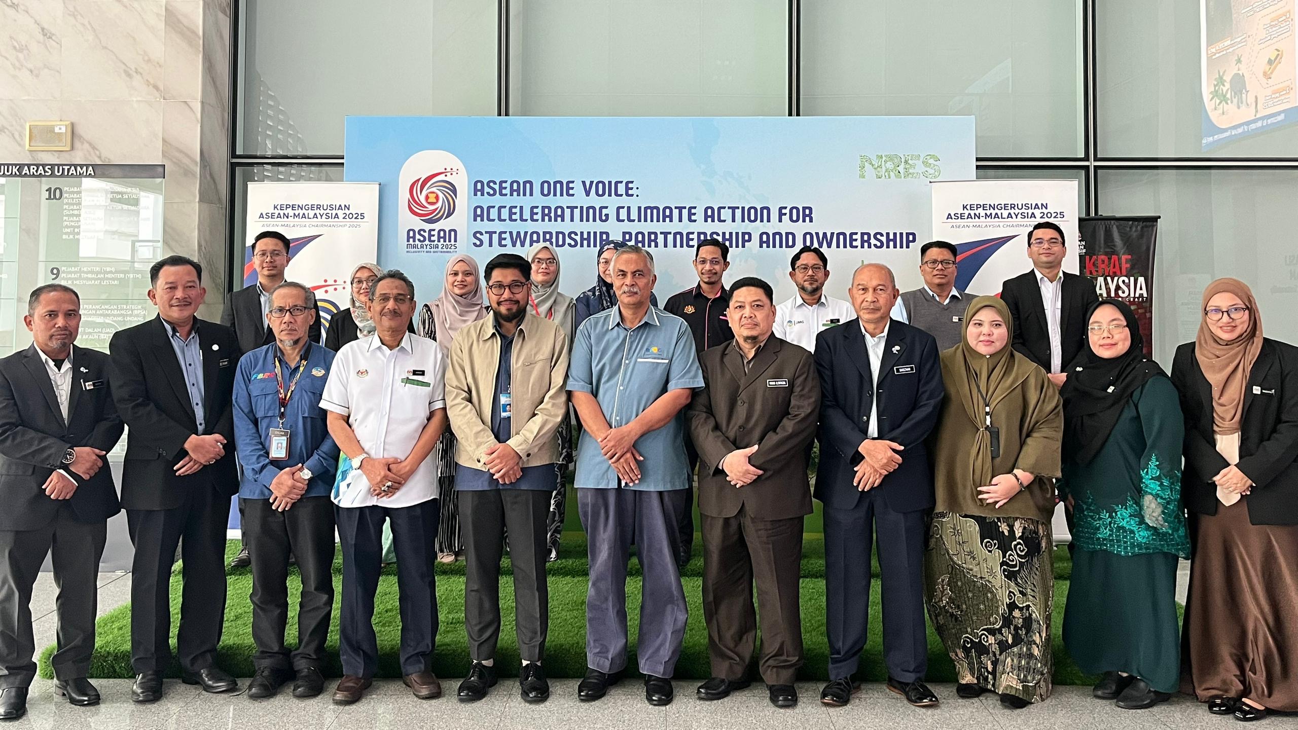 Sesi Libat Urus Cadangan Penggubalan Rang Undang-Undang Survei Geologi dan Geosains (RUU SGG) Bersama Bahagian/Jabatan/Agensi di Bawah Kementerian Sumber Asli dan Kelestarian Alam (NRES)