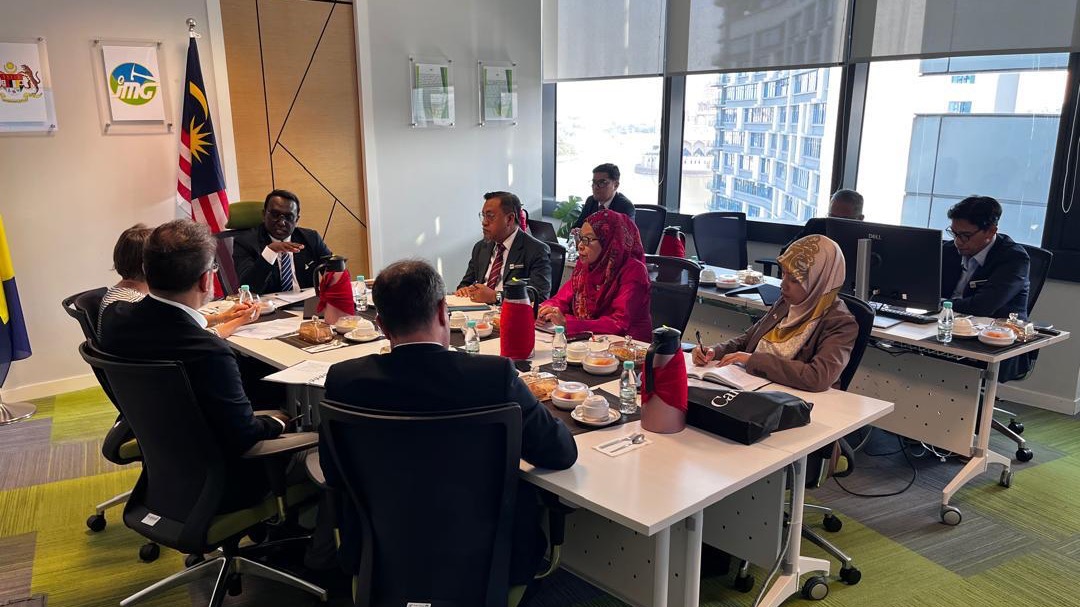Kunjungan Hormat Pesuruhjaya Tinggi Kanada ke Jabatan Mineral dan Geosains Malaysia (JMG)